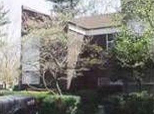 11372 Links Dr, Reston, VA 20190