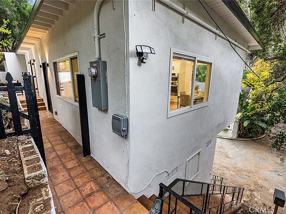 5th image of 8010 Padre Ln