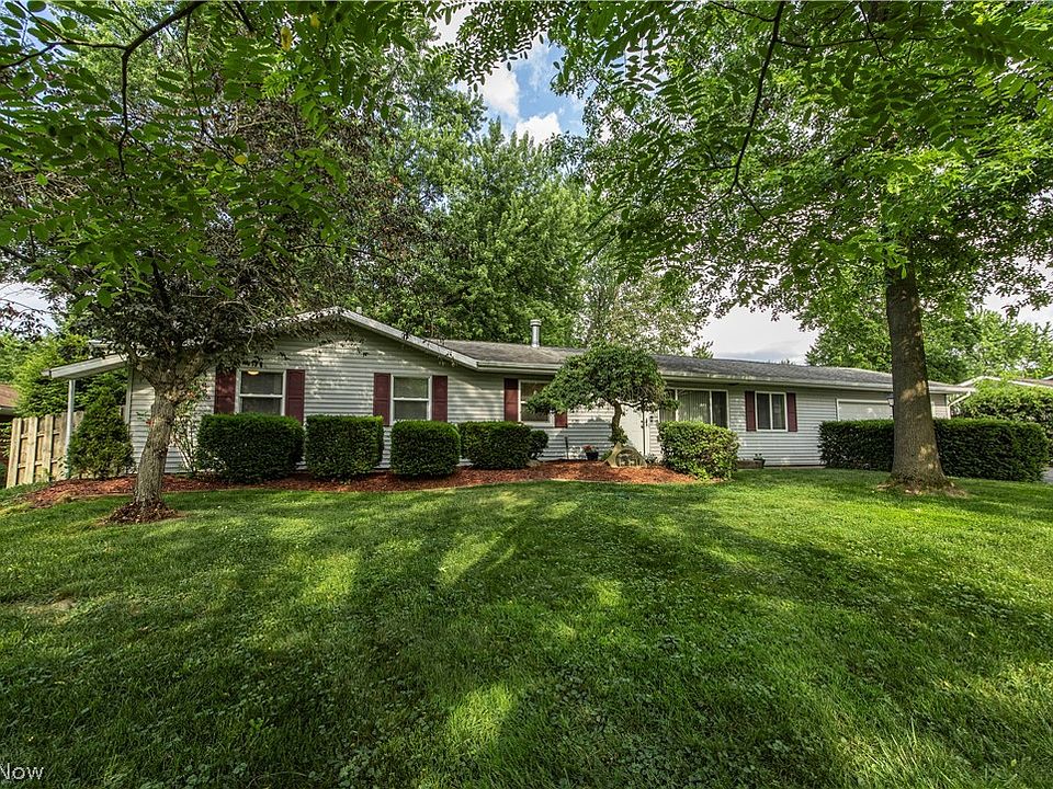 1st image of 69 N Oakmont Dr