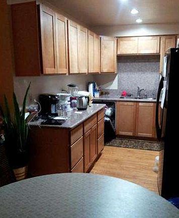 3rd image of 500 Jackson Pl Unit 110