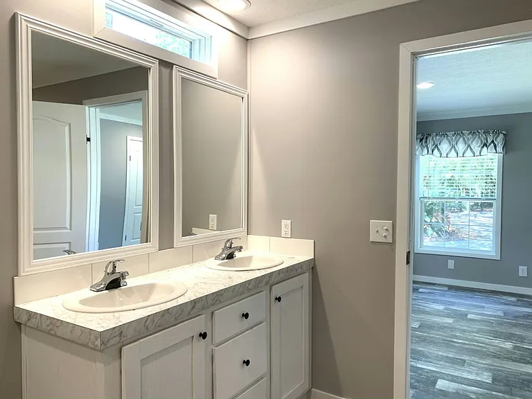 185 Millwood Rd #286 — Photo 18