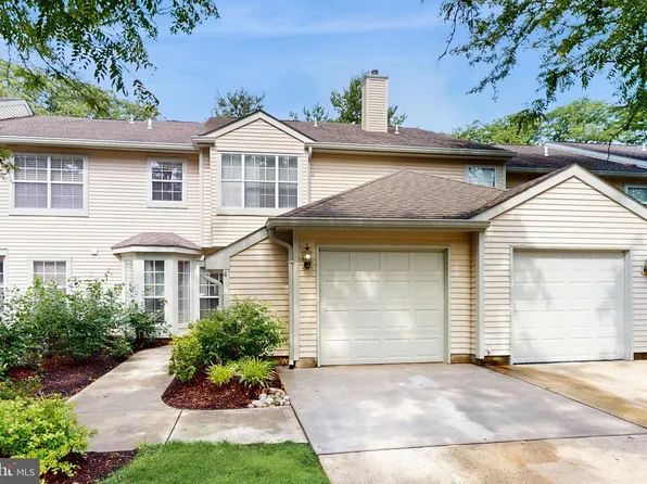 4 Dorset Ct, Princeton, NJ 08540