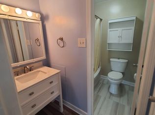 17909 Hickory Ln, Hagerstown, MD