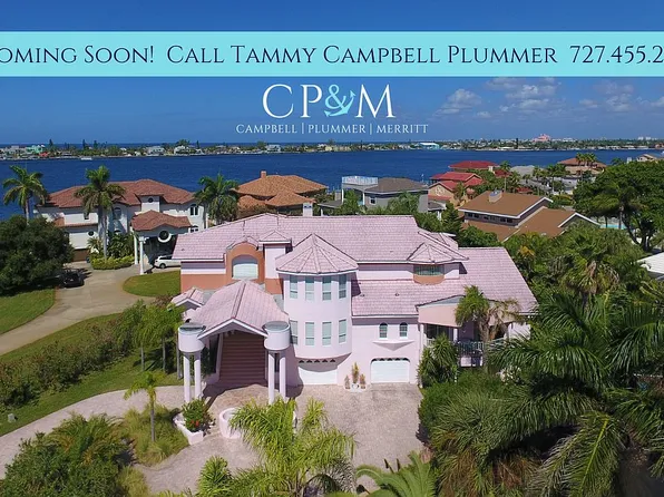 608 Columbus Dr, Tierra Verde, FL 33715