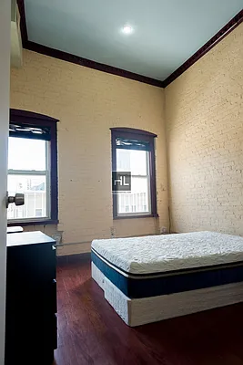 Rented by Highline Residential | media 46