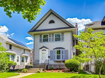 422 N Harvey Ave, Oak Park, IL, 60302