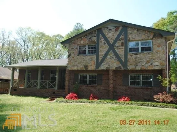 6373 Priscilla Ct, Morrow, GA 30260