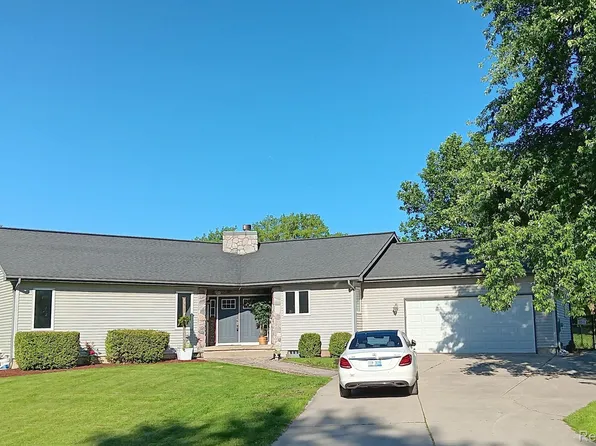9479 McWain Rd, Grand Blanc, MI 48439