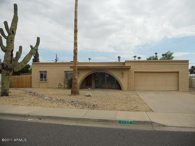 1st image of 3740 E Sahuaro Dr