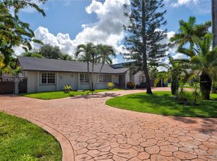 Carlock Sub, Miami, FL 33177