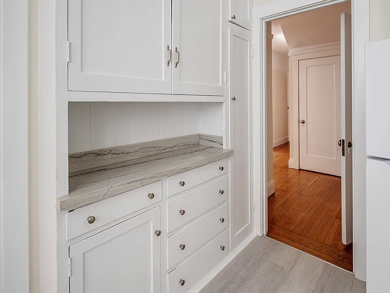 1586 Chestnut St — Photo 10