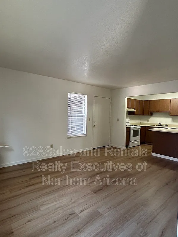 1 bed, 1.0 bath, 520 sqft, $1,200 — Photo 3