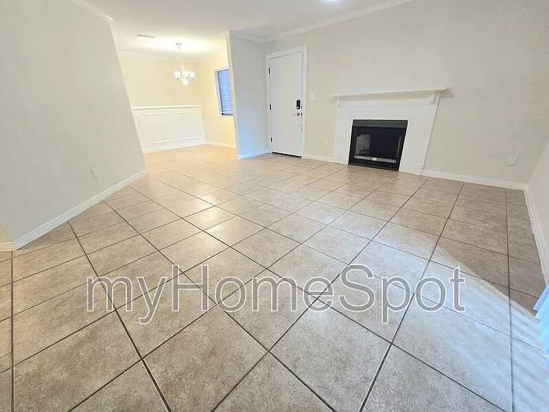 Oak Meadow Condo — Photo 2