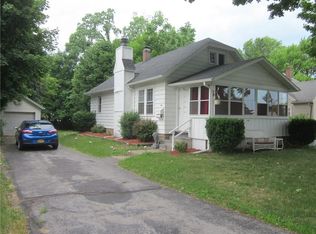 187 Willowbrook Rd, Rochester, NY 14616