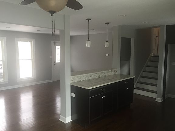 3rd image of 8901 147th St