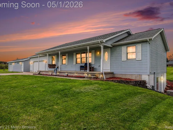 3861 Five Lakes Rd, North Branch, MI 48461