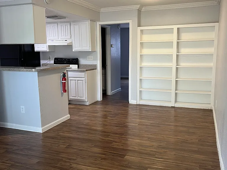 4747 Allendale Rd — Photo 43