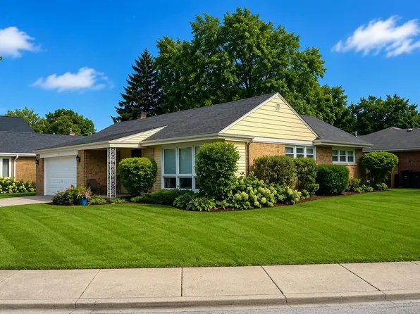 6185 N Keating Ave, Chicago, IL 60646