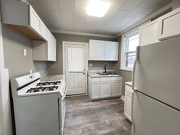 3rd image of 5563 Bosworth Pl #1