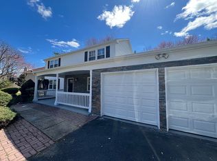 40 Ryan Rd, Manalapan, NJ 07726