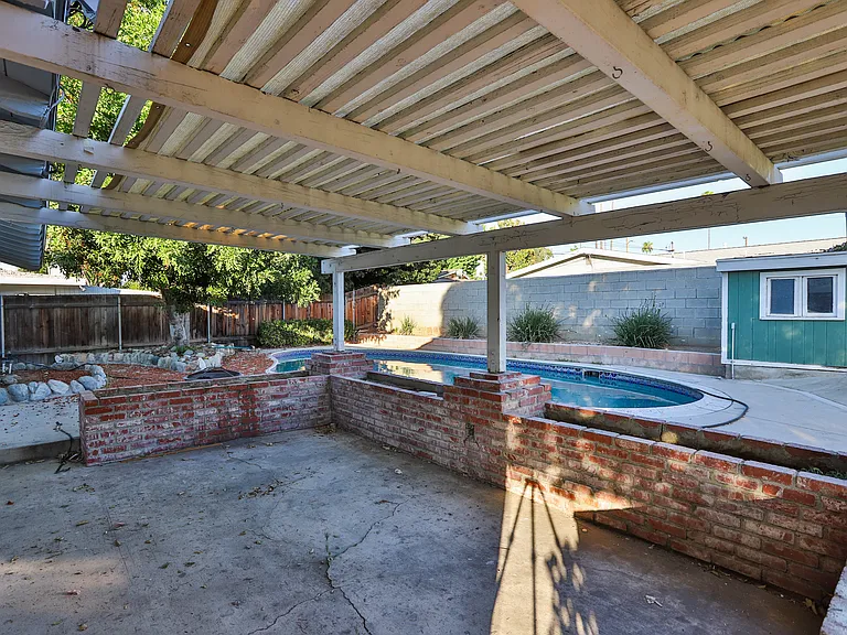 11236 Royal Palm Blvd — Photo 37