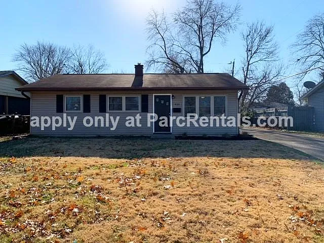 4125 Alberta St photo 1