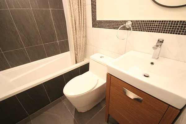 Rented by Nooklyn NYC LLC | media 37