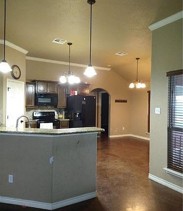 4th image of 3022 N Sun Cir