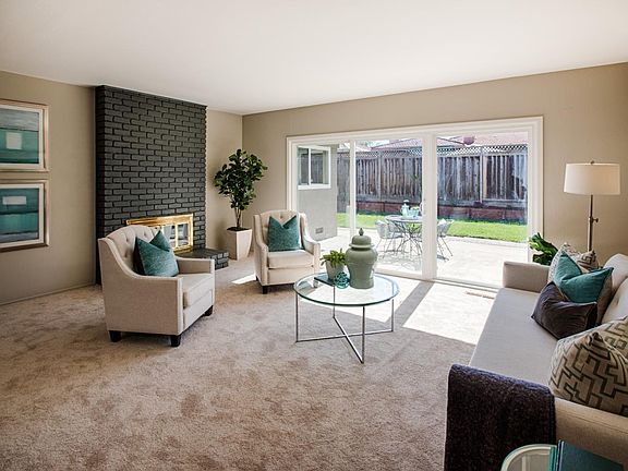 4th image of 1702 Lobelia Ln