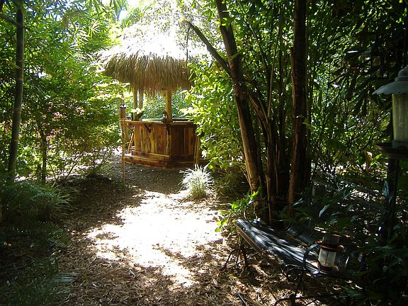 TIKI BAR,with water,electric,sourand system
