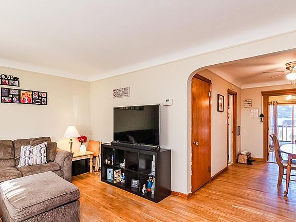 3rd image of 5105 Lucydale Ave