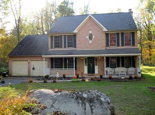 1131 Old School Rd, Quakertown, PA 18951