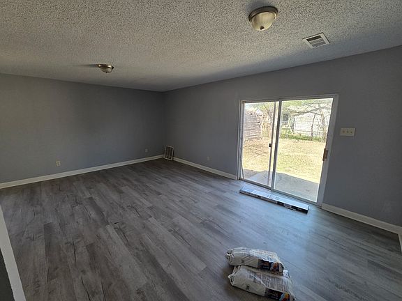2nd image of 229 Ellana Claire St
