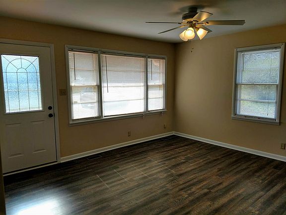 2nd image of 2306 Cardinal Ave NW