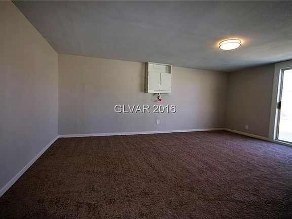 2nd image of 5125 San Anselmo St