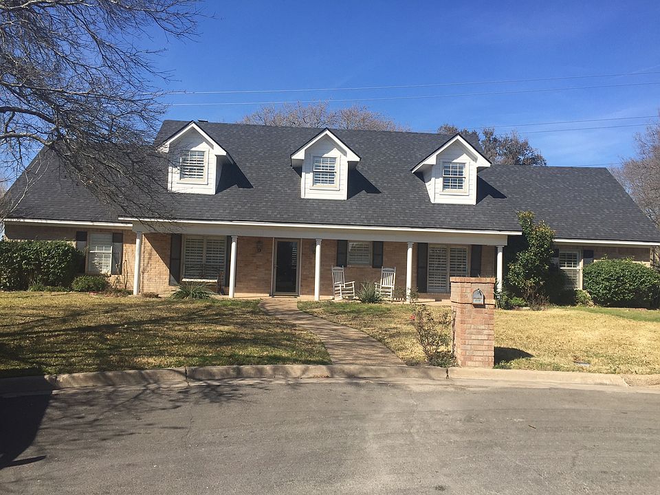1st image of 310 Westlane Cir