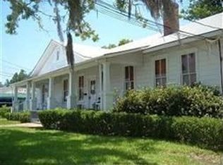 11 S Calhoun St, Quincy, FL 32351