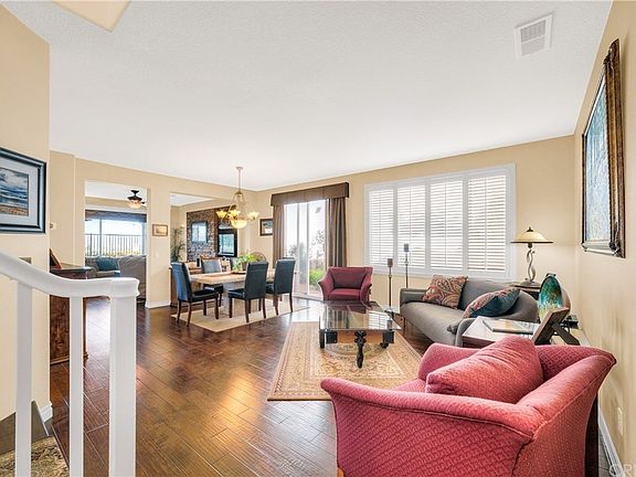 3rd image of 27513 Midas Ln