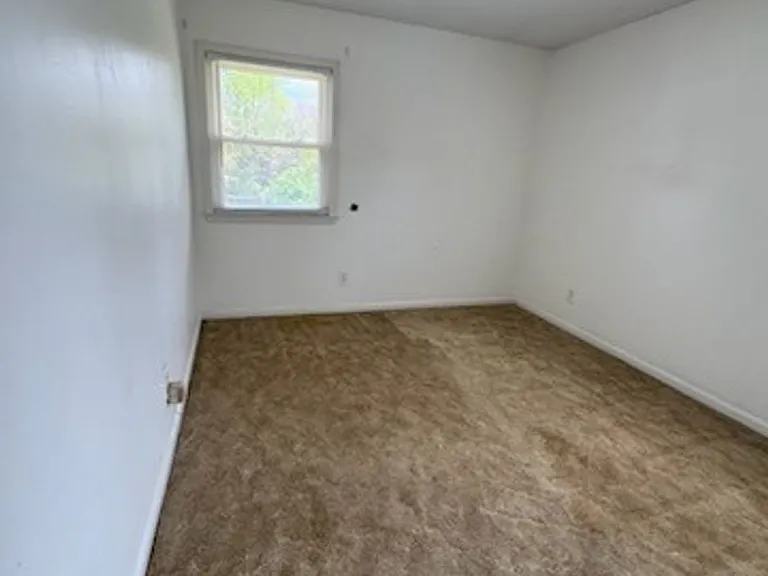 338 Summer Hill Rd — Photo 18