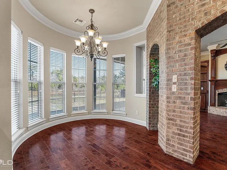 214 Danielle Dr — Photo 12