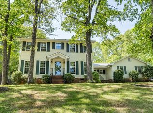 110 Camelot Dr, Gaffney, SC 29341