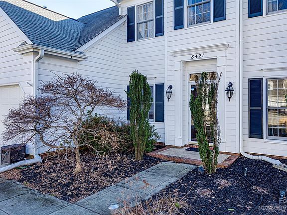 2nd image of 8421 Delberry Ln