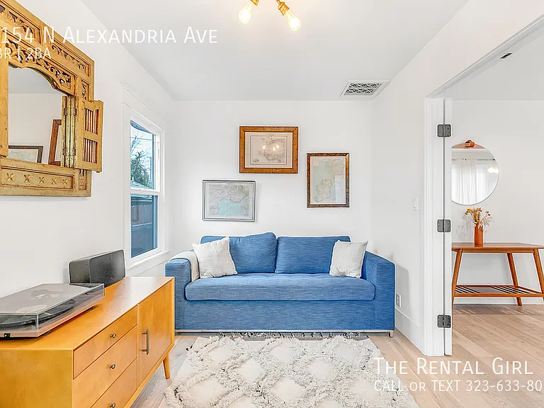 1154 N Alexandria Ave — Photo 8