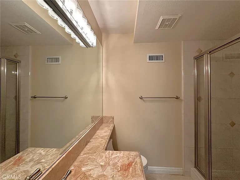26543 Academy Dr — Photo 18