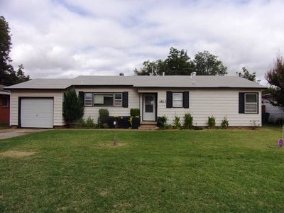 1813 Yucca Ln, Vernon, TX, 76384