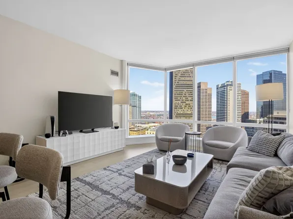 1 Franklin St #2805, Boston, MA 02110