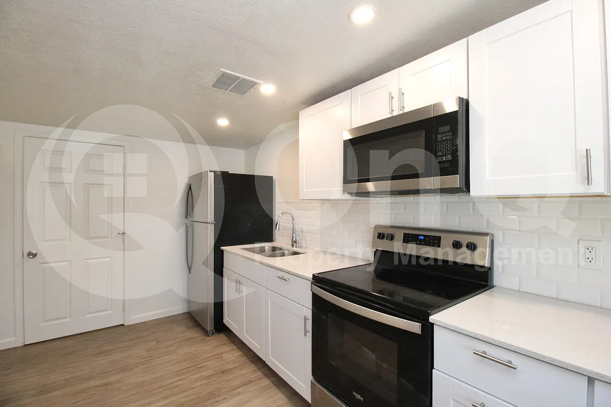 1 bed, 1.0 bath, 473 sqft, $999 — Photo 4