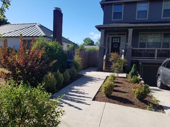 7936 SE Raymond St #B