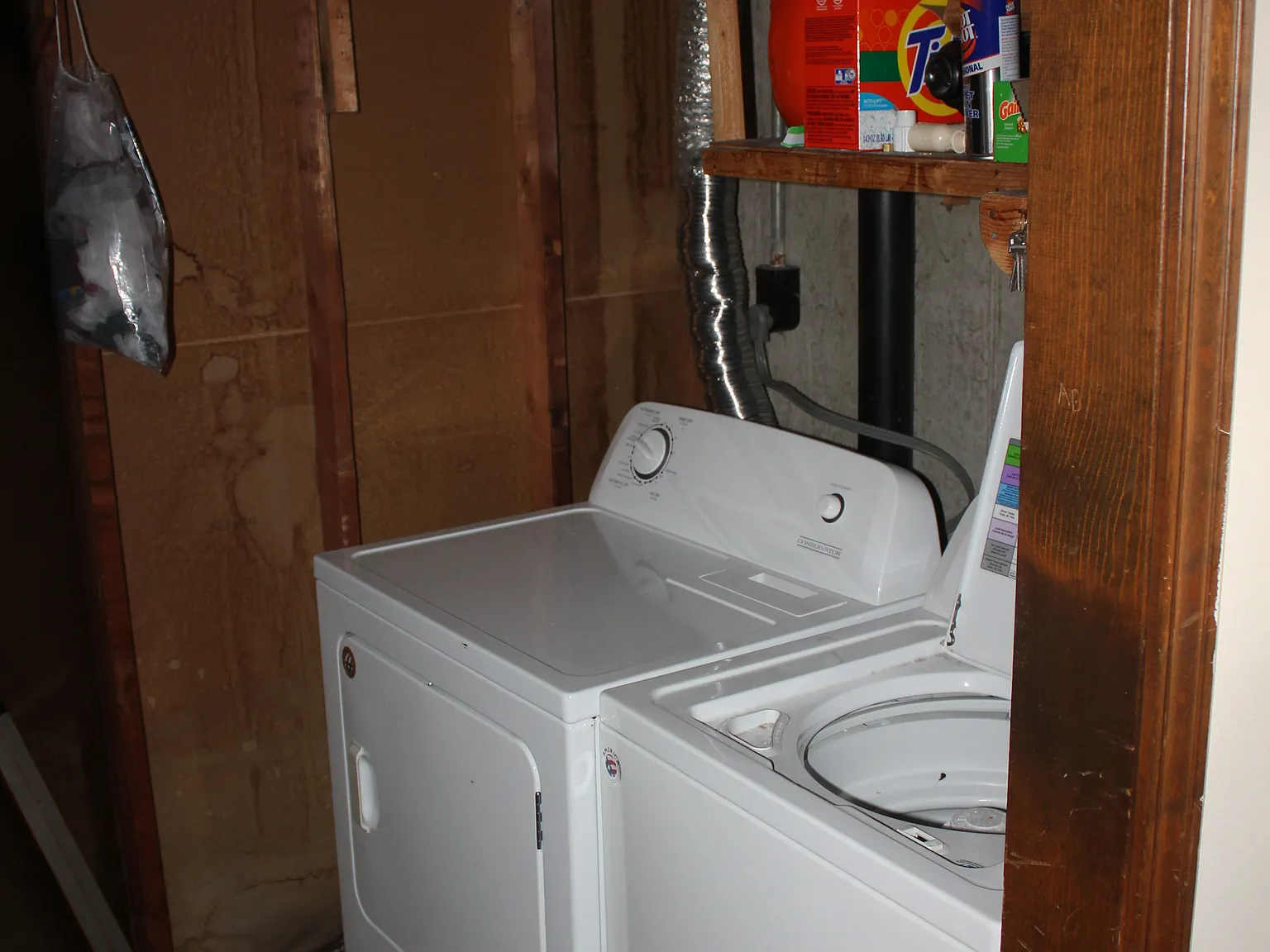 3 bed, 1500 sqft, $1,300 — Photo 3