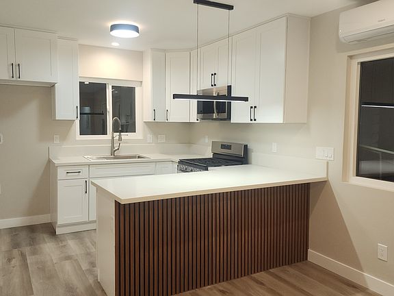 3rd image of 6636 Otis Ave #5